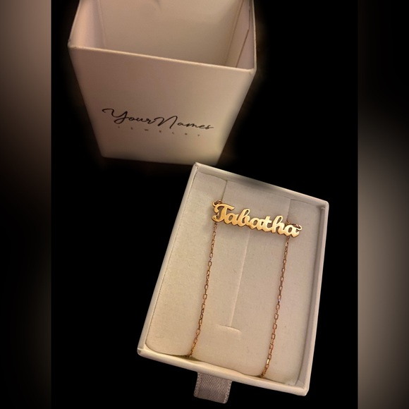 NIB Tabitha Necklace - Picture 1 of 1